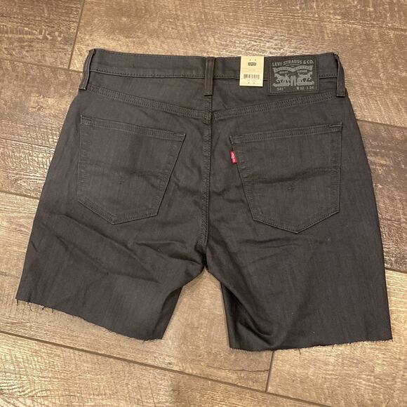 Levi's Men's 541 Athletic Taper Fit Jeans Cut As Shorts Dark Gray Size 32 - Picture 6 of 11